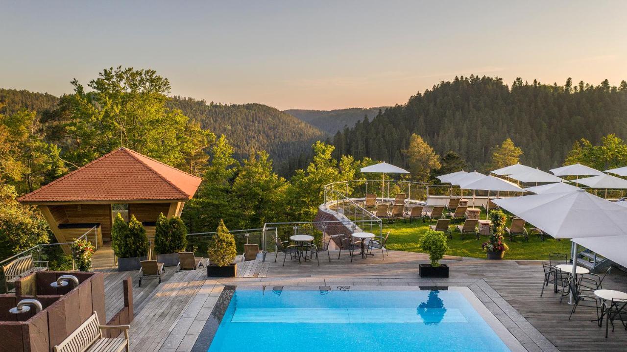 Hotel Kronelamm Im Schwarzwald Bad Teinach-Zavelstein Eksteriør billede