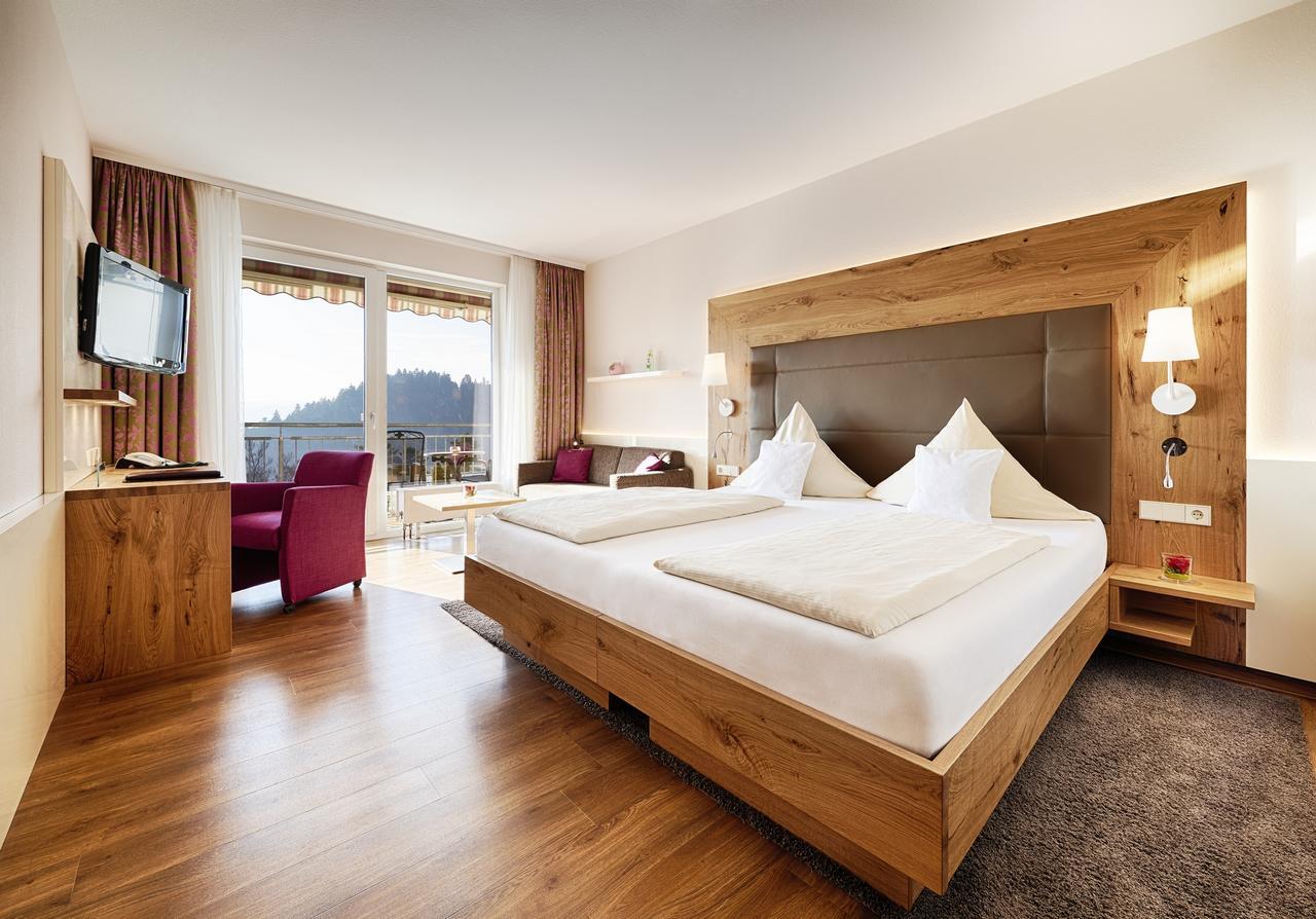Hotel Kronelamm Im Schwarzwald Bad Teinach-Zavelstein Eksteriør billede